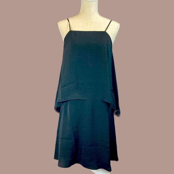 Black Paris Sunday Layered Shift Dress - Picture 2 of 7